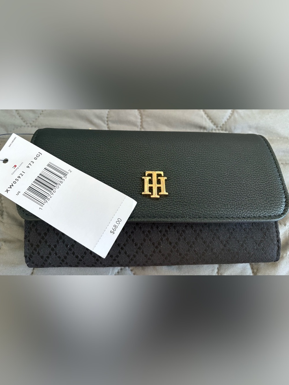 Tommy Hilfiger Black Wallet with Gold TH Logo